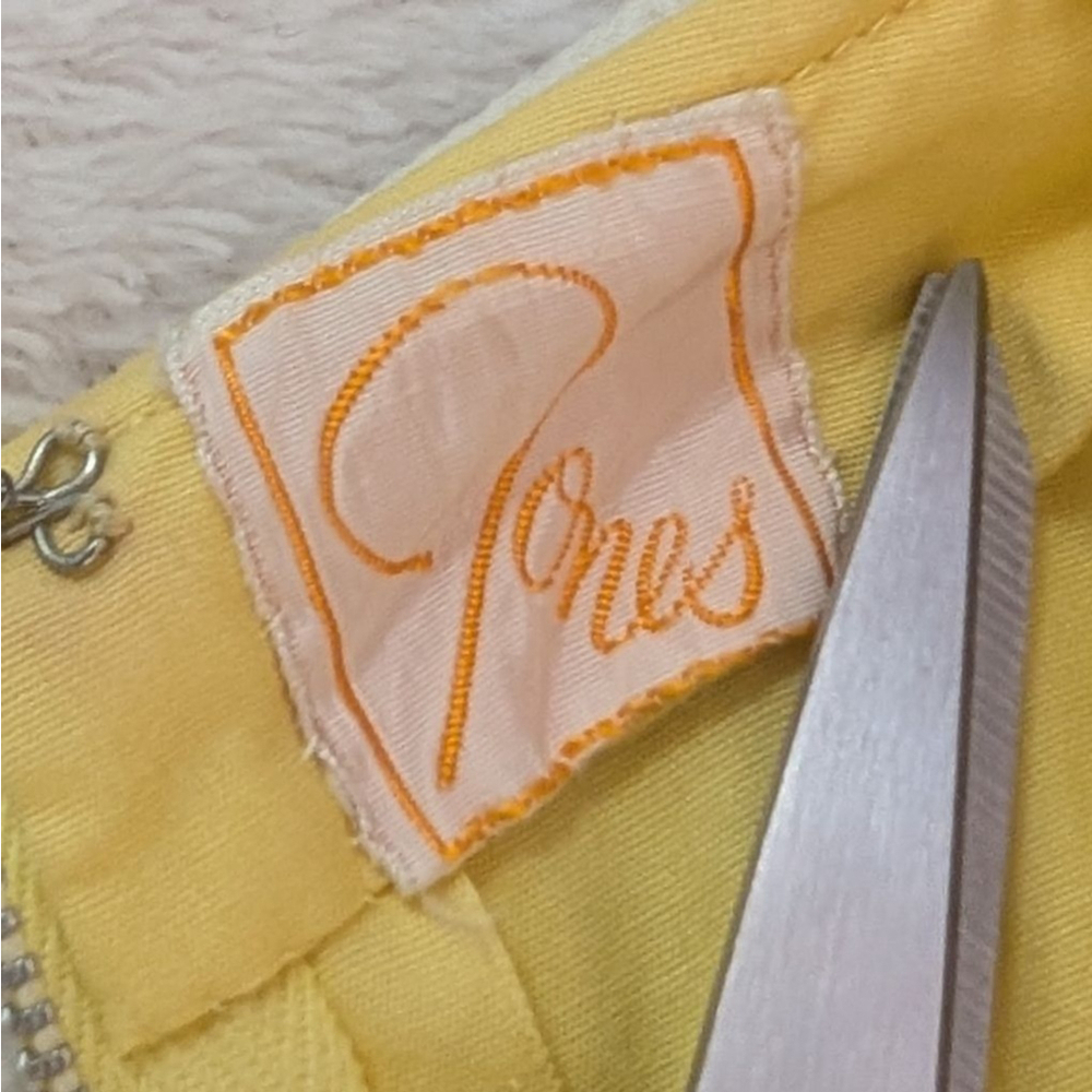 Jones Vintage Yellow & White Collared Short Sleeve Dress - Size 8 (Vintage) - Picture 5 of 9